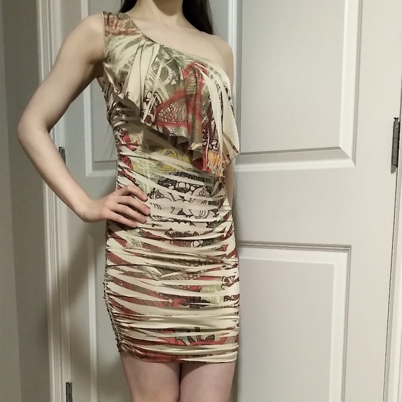 ✨SALE: 3 for $25!✨ Suzy Shier one-shoulder bodycon dress - XS - Picture 1 of 3